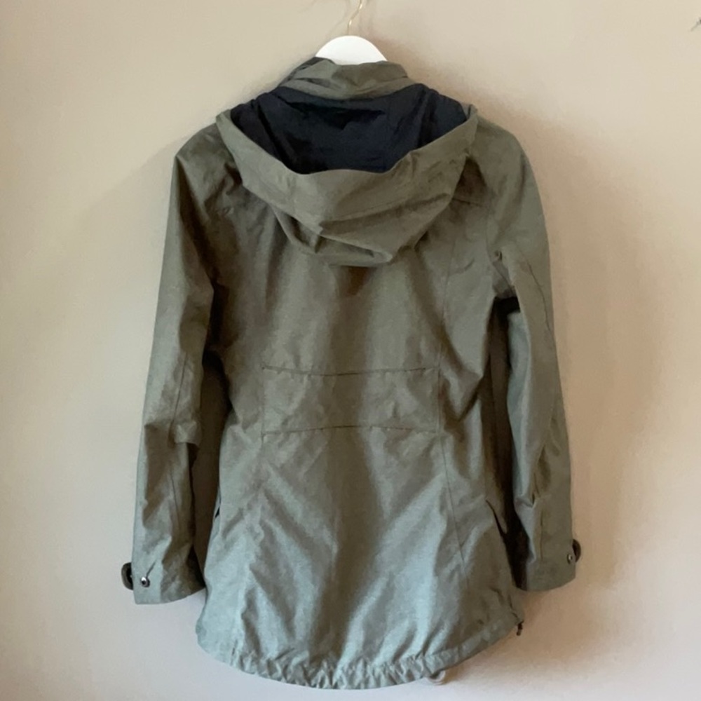 REI Kids Olive Raincoat - Picture 4 of 8